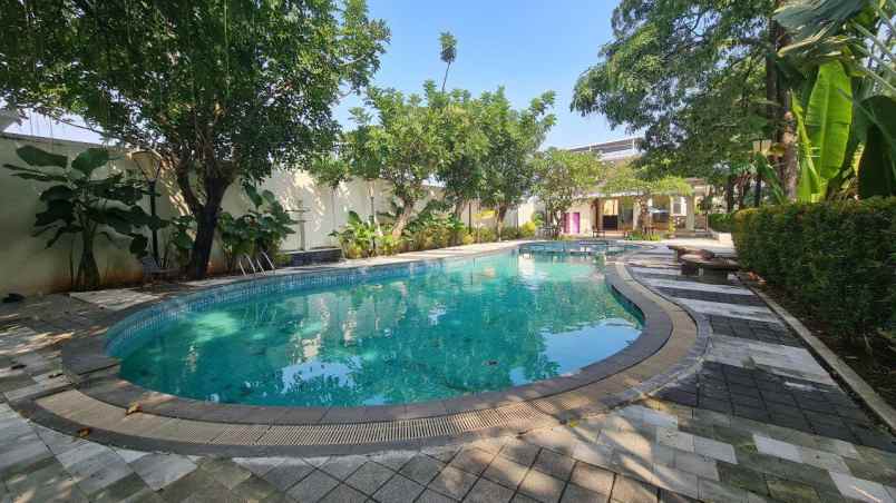 dijual rumah harapan indah