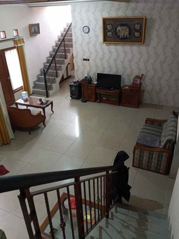 dijual rumah hunian eklusive perumahan