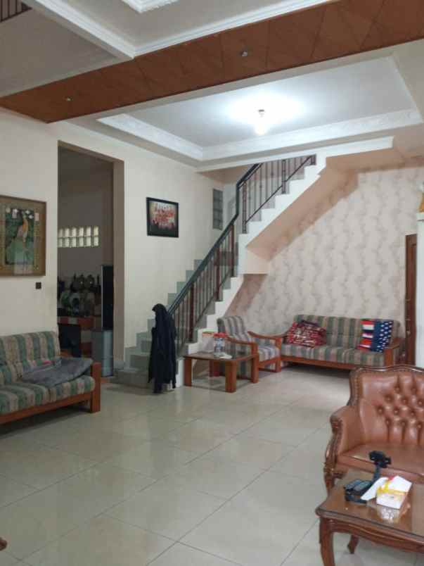 dijual rumah hunian eklusive perumahan