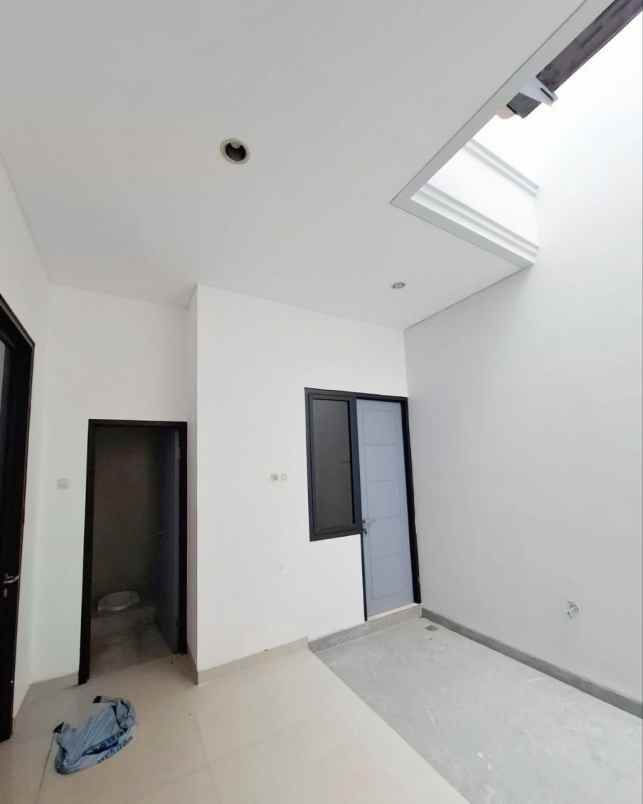 dijual rumah imperial beach palm beach