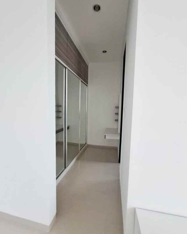 dijual rumah imperial beach palm beach