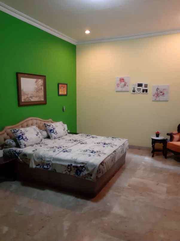 dijual rumah jagakarsa