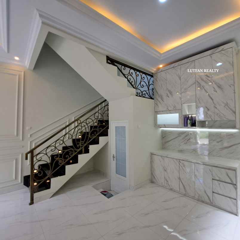 dijual rumah jagakarsa