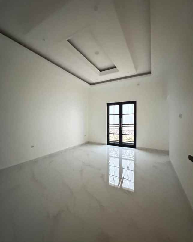 dijual rumah jagakarsa