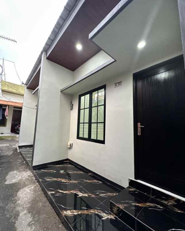dijual rumah jagakarsa