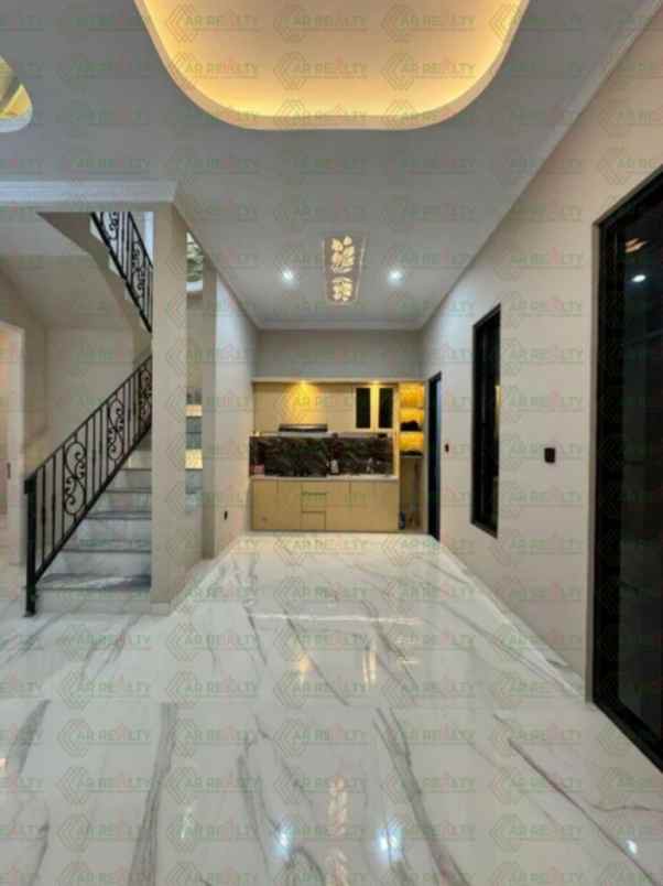 dijual rumah jagakarsa