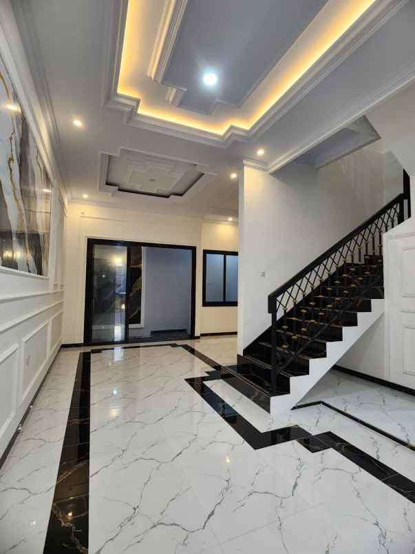 dijual rumah jagakarsa