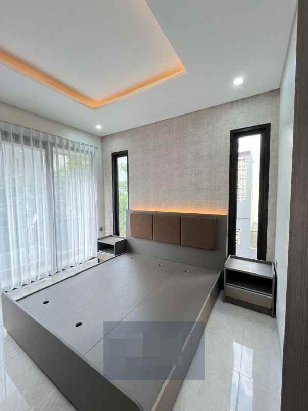 dijual rumah jagakarsa