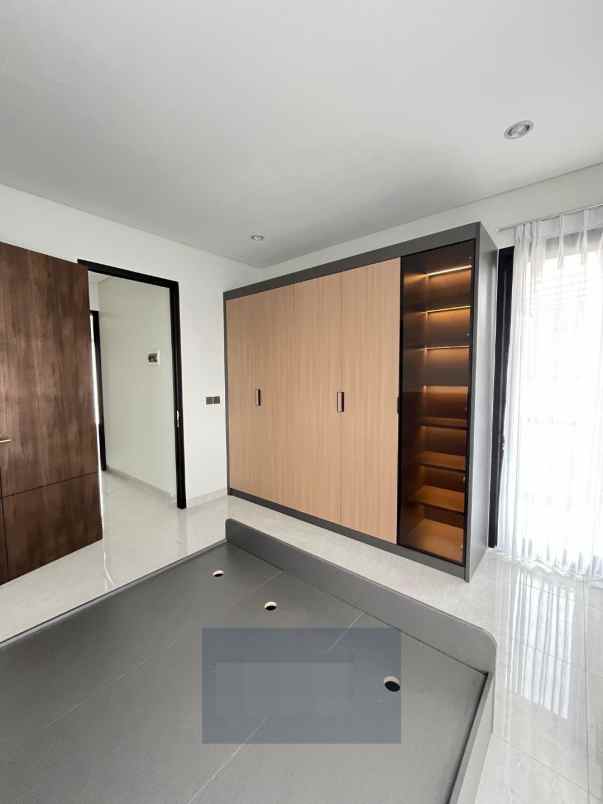 dijual rumah jagakarsa