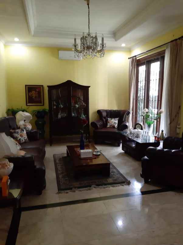 dijual rumah jagakarsa jakarta selatan