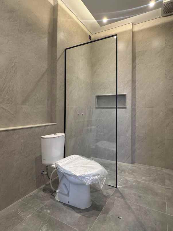 dijual rumah jagakarsa jakarta selatan