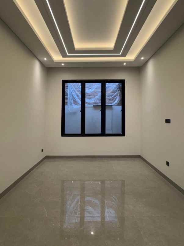 dijual rumah jagakarsa jakarta selatan