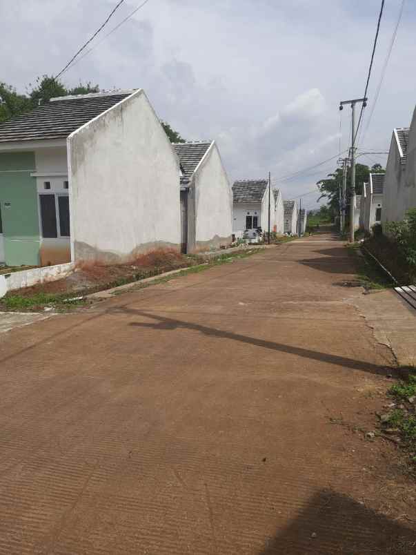 dijual rumah jalan cijangkurang cicalengka