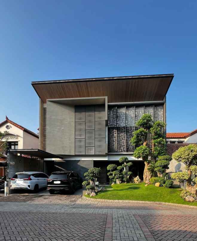 dijual rumah jalan crystal golf citraland