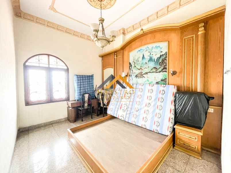 dijual rumah jalan gatot subroto kp lalang