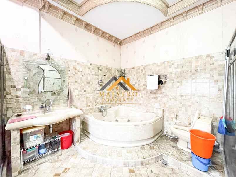 dijual rumah jalan gatot subroto kp lalang