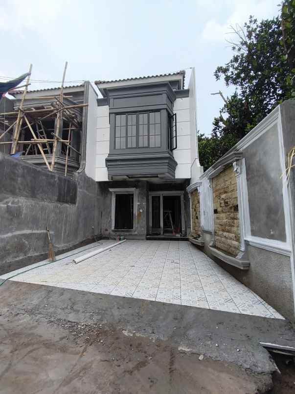 dijual rumah jalan h kocen kalimulya