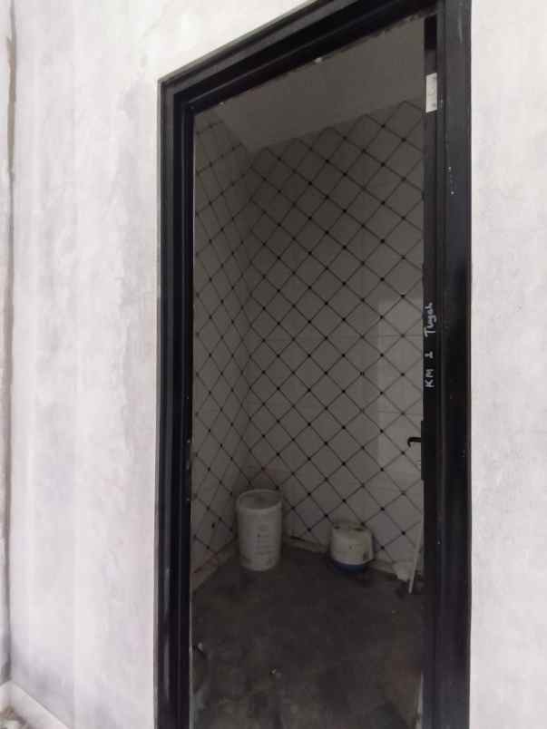 dijual rumah jalan h kocen kalimulya