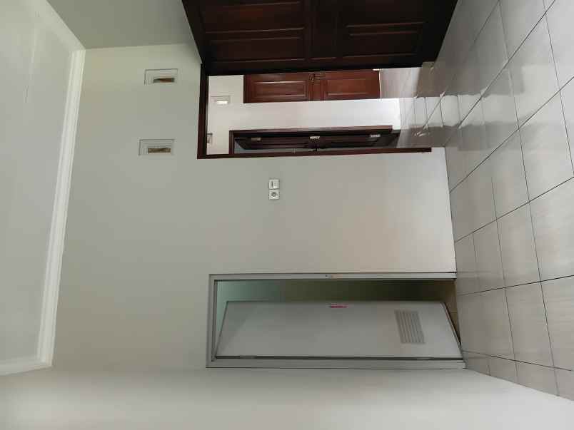 dijual rumah jalan kamarung cimahi utara