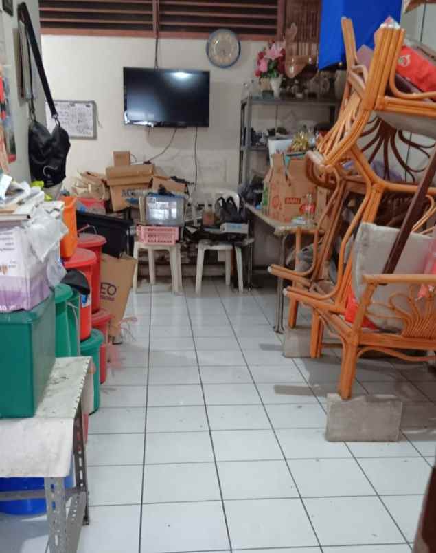 dijual rumah jalan kelapa molek kelapa