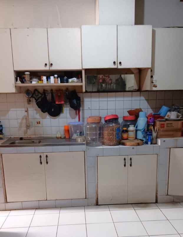 dijual rumah jalan kelapa molek kelapa