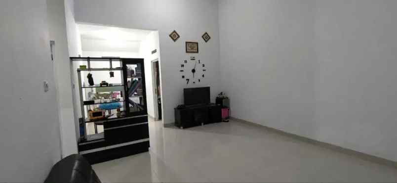 dijual rumah jalan padat karya