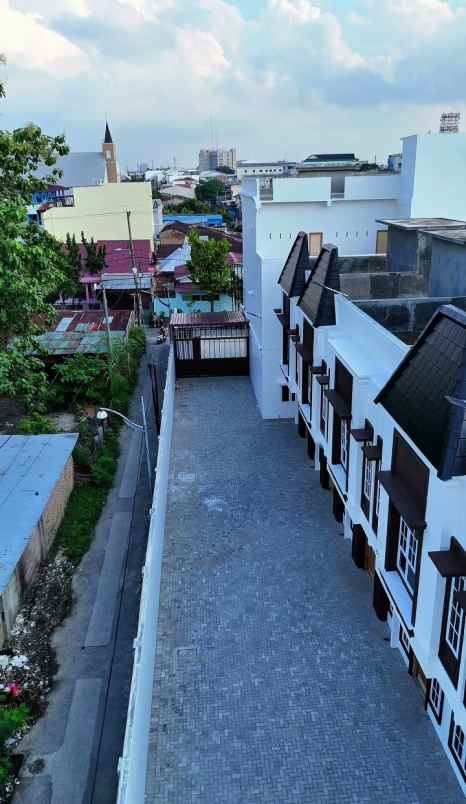 dijual rumah jalan pelita 1 sutomo