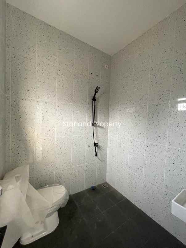 dijual rumah jalan raya neo permata