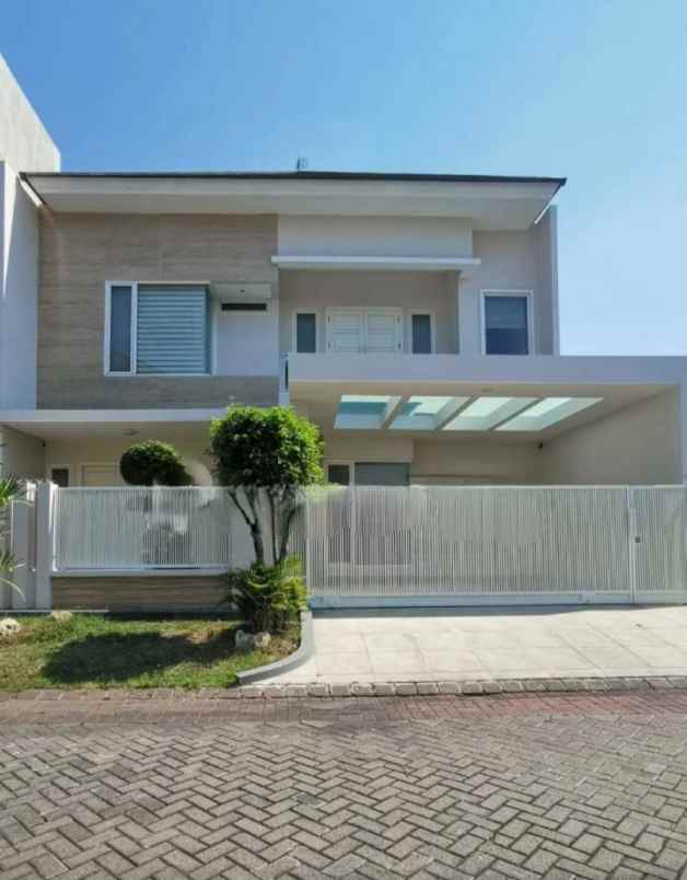 dijual rumah jalan somerset
