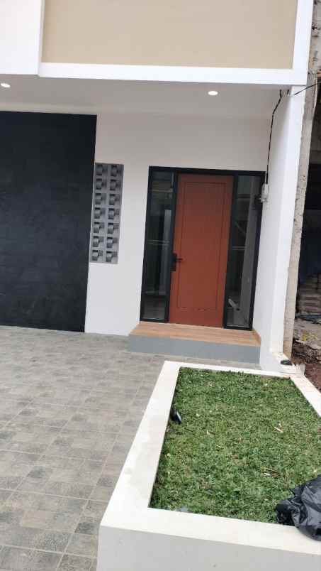 dijual rumah jalan transad raya