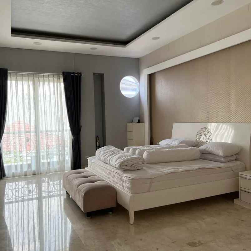 dijual rumah janur elok kelapa gading