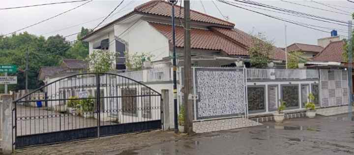 dijual rumah jati bening pondok gede