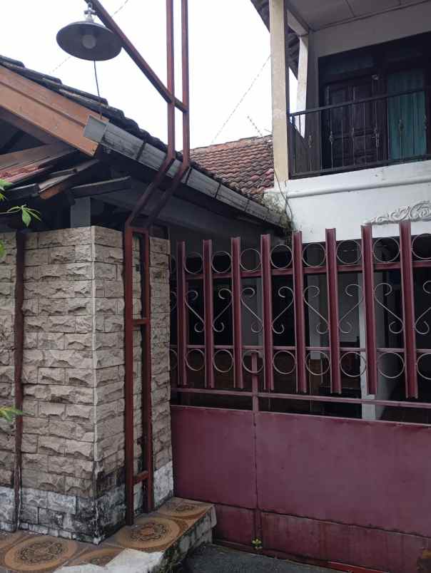dijual rumah jaticempak