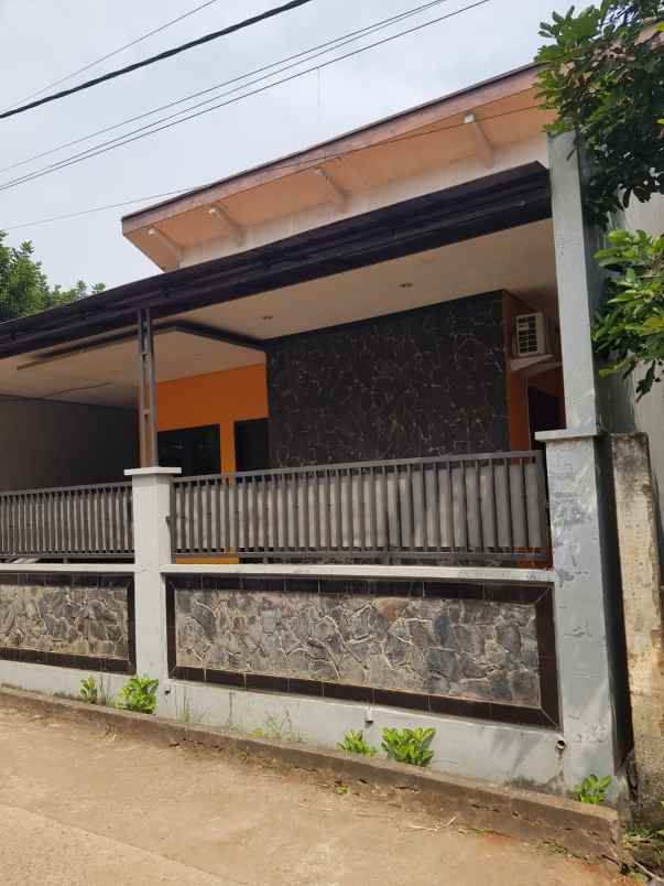 dijual rumah jatirasa 10 menit ke tol