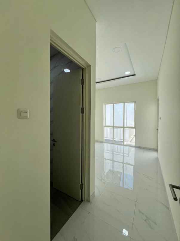 dijual rumah jemursari selatan