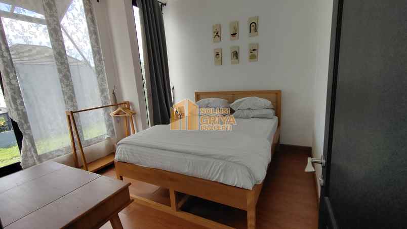 dijual rumah jl bogor nirwana residence