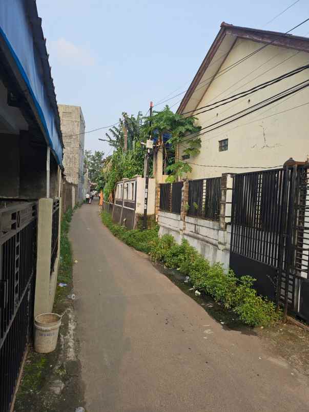 dijual rumah jl h saikem