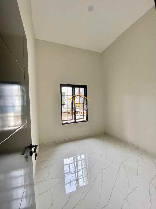 dijual rumah jl ikan tombro