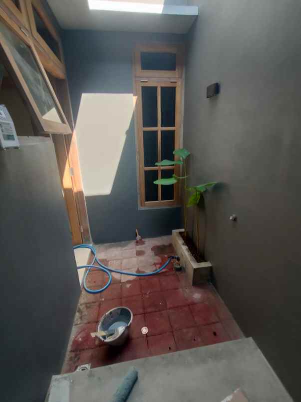 dijual rumah jl imogiri barat