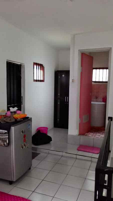 dijual rumah jl jatihandap kodya bandung