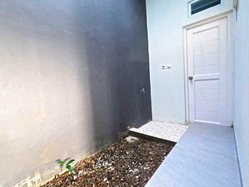 dijual rumah jl masjid al jihad bintaro