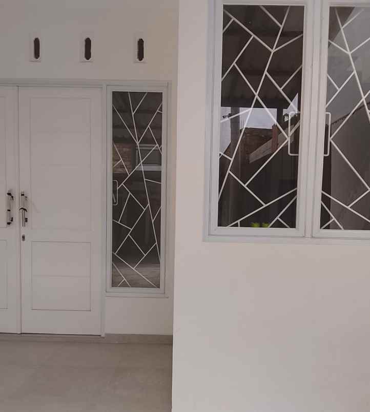 dijual rumah jl merdeka