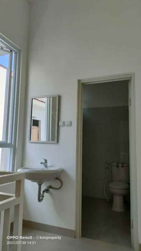 dijual rumah jl merdeka