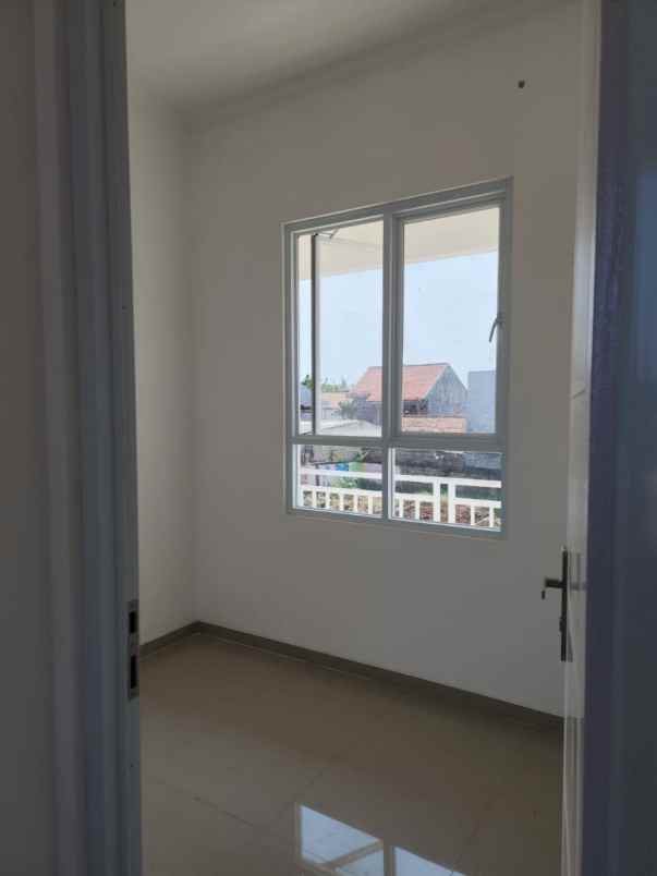 dijual rumah jl merdeka