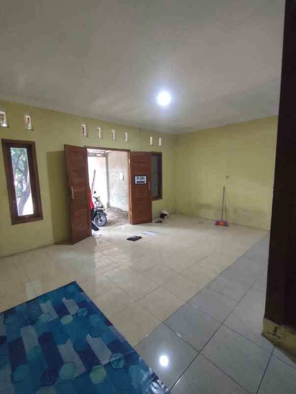 dijual rumah jl parangtritis km 11