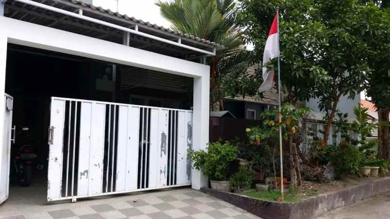 dijual rumah jl penjaringan asri