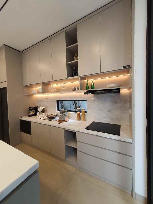 dijual rumah jl raya bojongsari no 53
