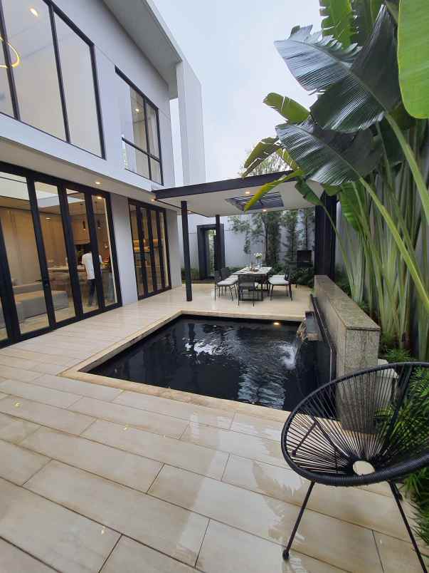dijual rumah jl raya bojongsari no 53