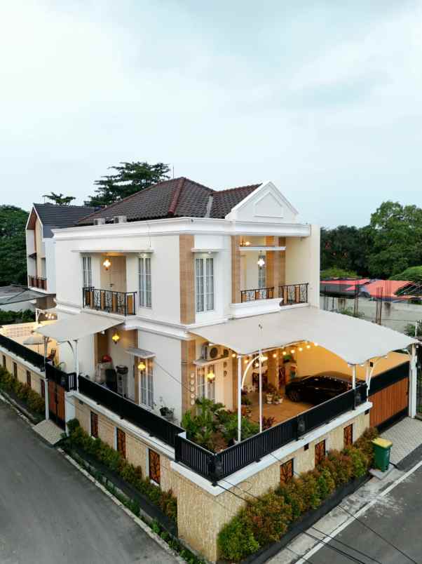 dijual rumah jl raya komplek marinir