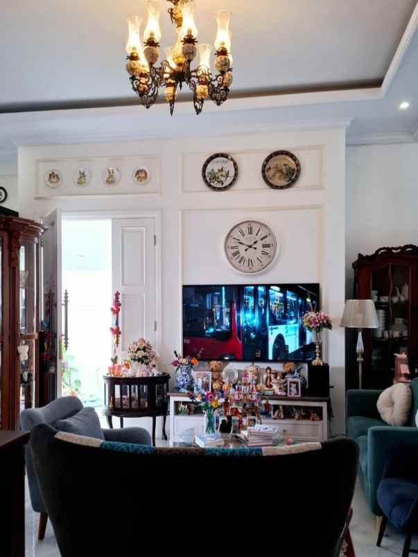 dijual rumah jl raya komplek marinir